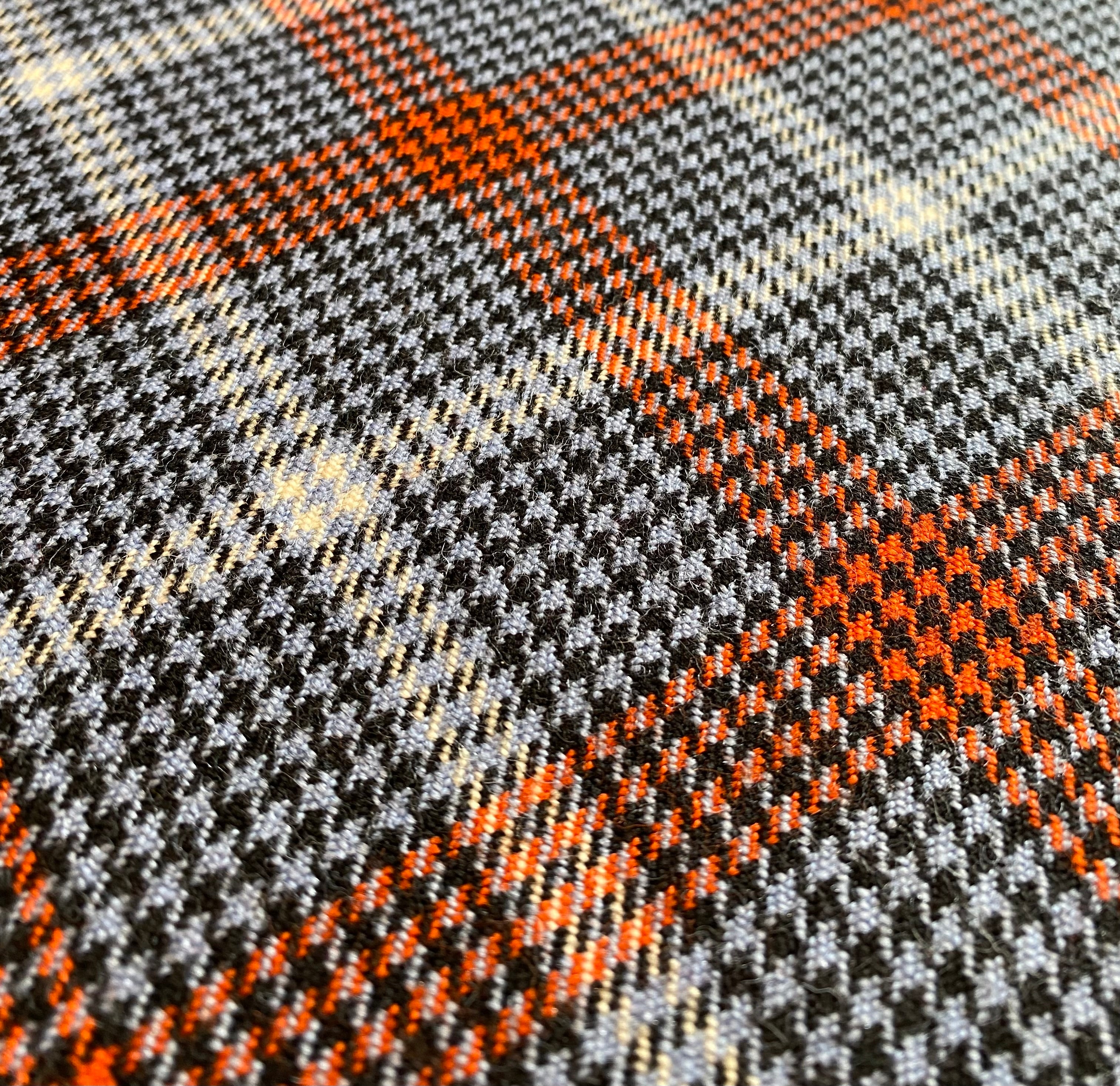 SOLM (Racing) Houndstooth Sample WOOL
